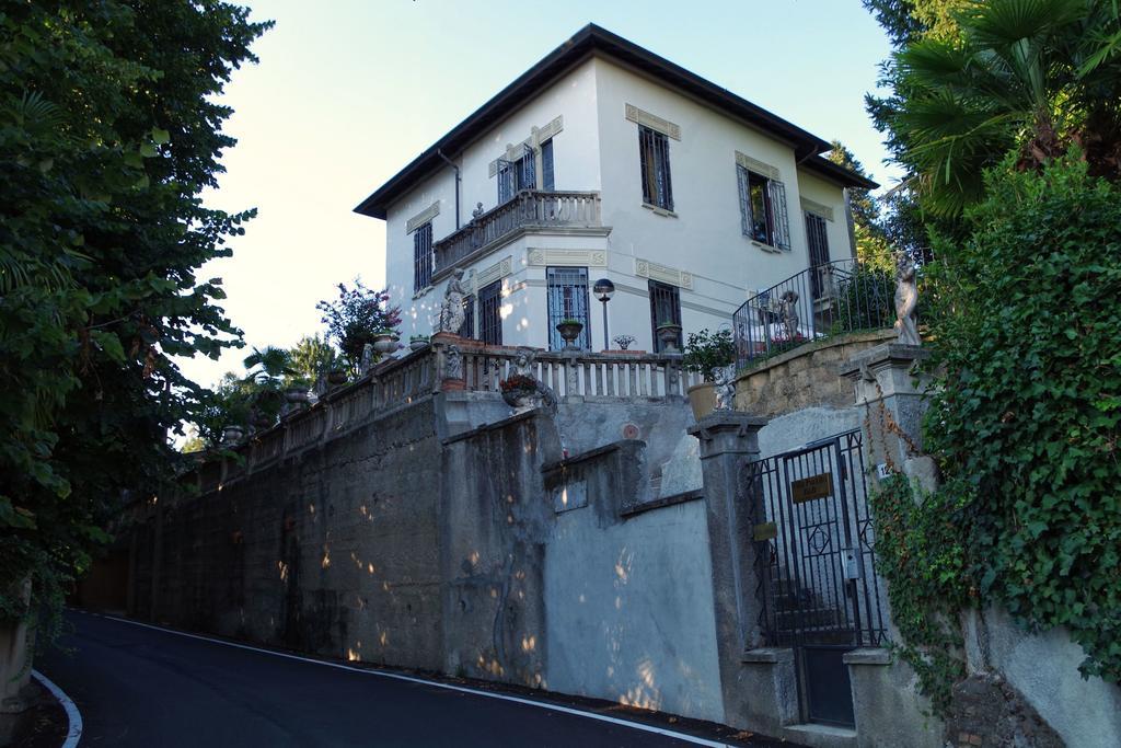 Villa Puccini Venegono Superiore Exterior photo